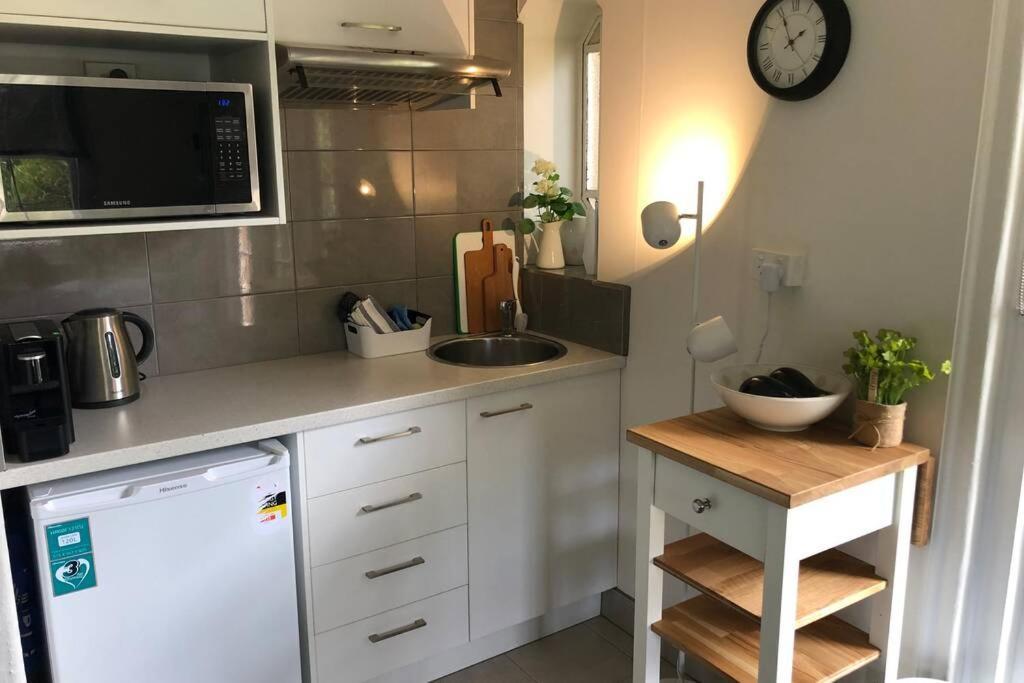 East Melbourne City Studio - Amazing Location & Sunny Charm Apartment Luaran gambar