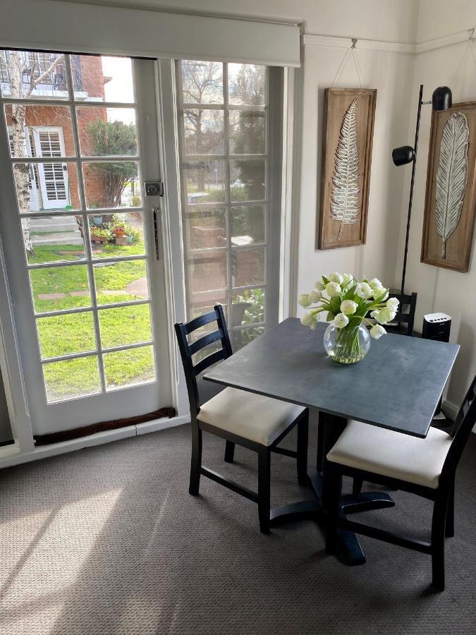 East Melbourne City Studio - Amazing Location & Sunny Charm Apartment Luaran gambar